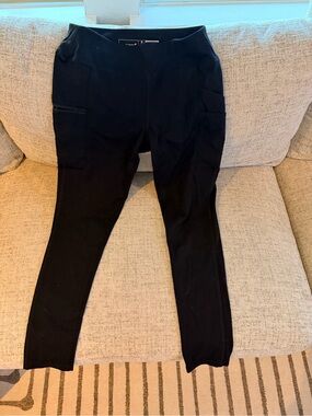 Carhartt Black Leggings with Side Pockets